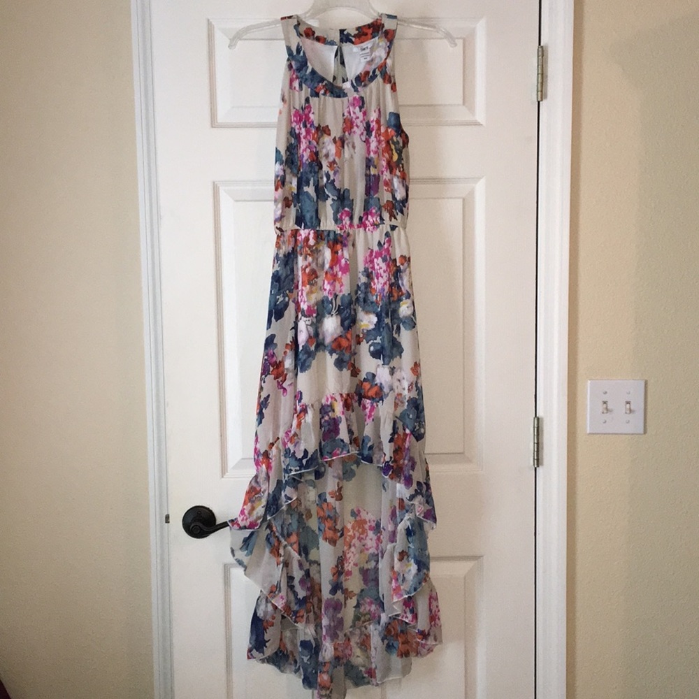 Bar III Dress. Size - XSmall. Floral, High low.